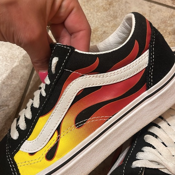 Vans size 8 - Picture 6 of 7